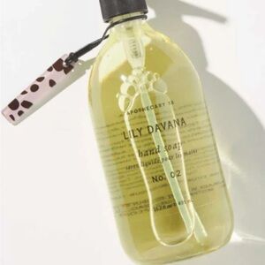 NWT APOTHECARY 18 LILY DAVANA 16.7 oz. Hand Soap No. 02 (from Anthropologie)